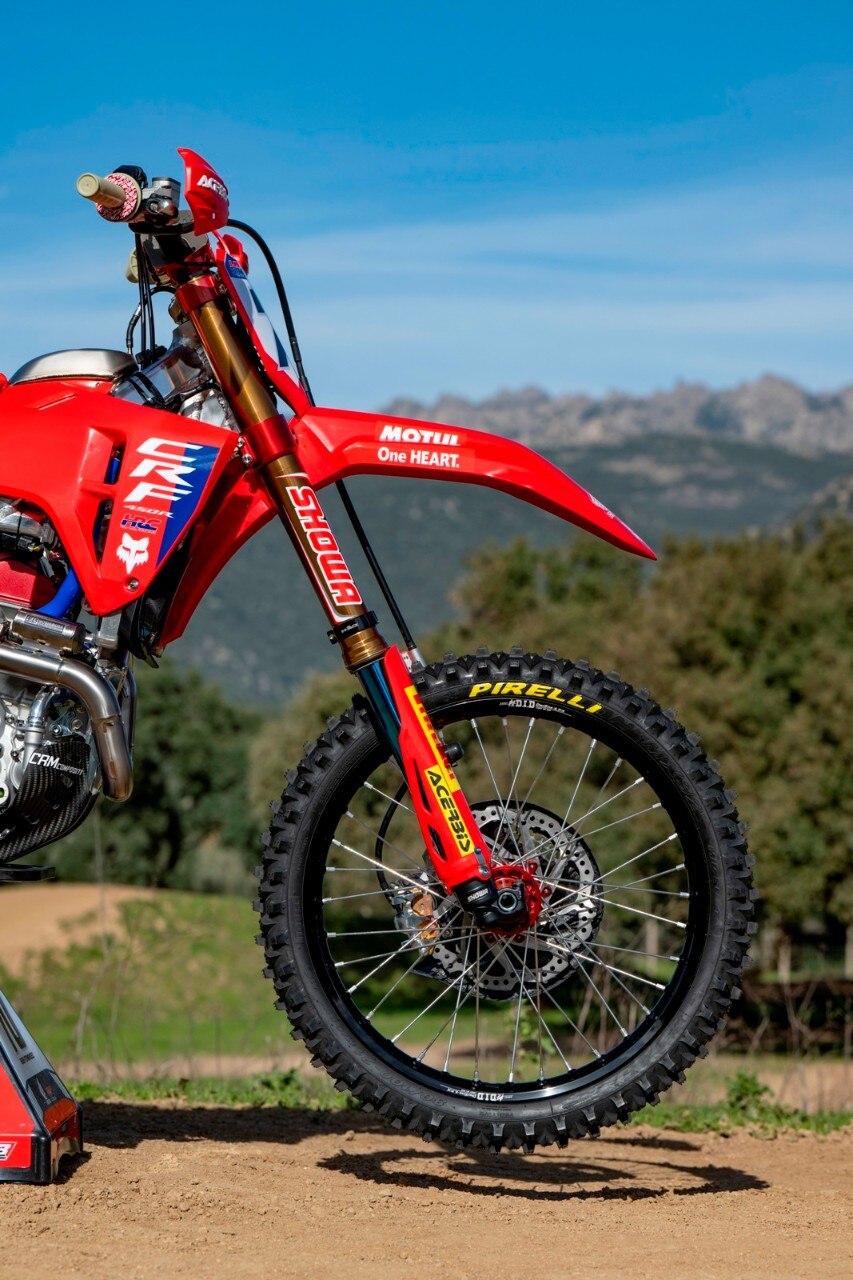 Team HRC Honda CRF450R 2024, ma è già 2025....