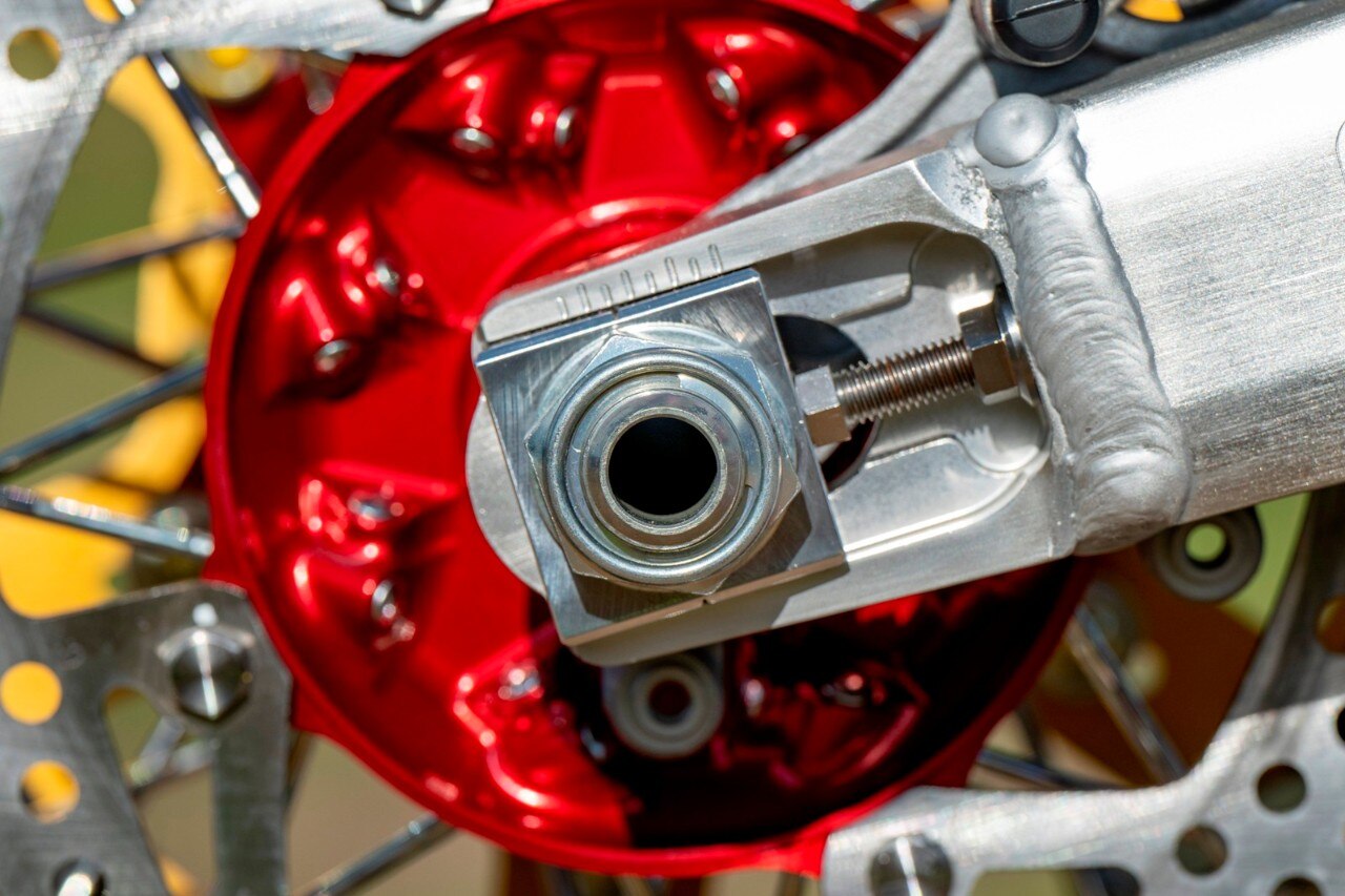 Team HRC Honda CRF450R 2024, ma è già 2025....