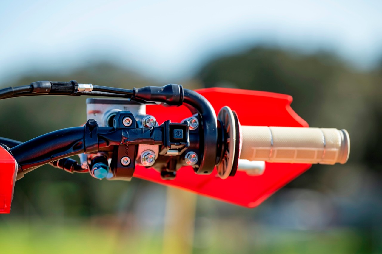 Team HRC Honda CRF450R 2024, ma è già 2025....