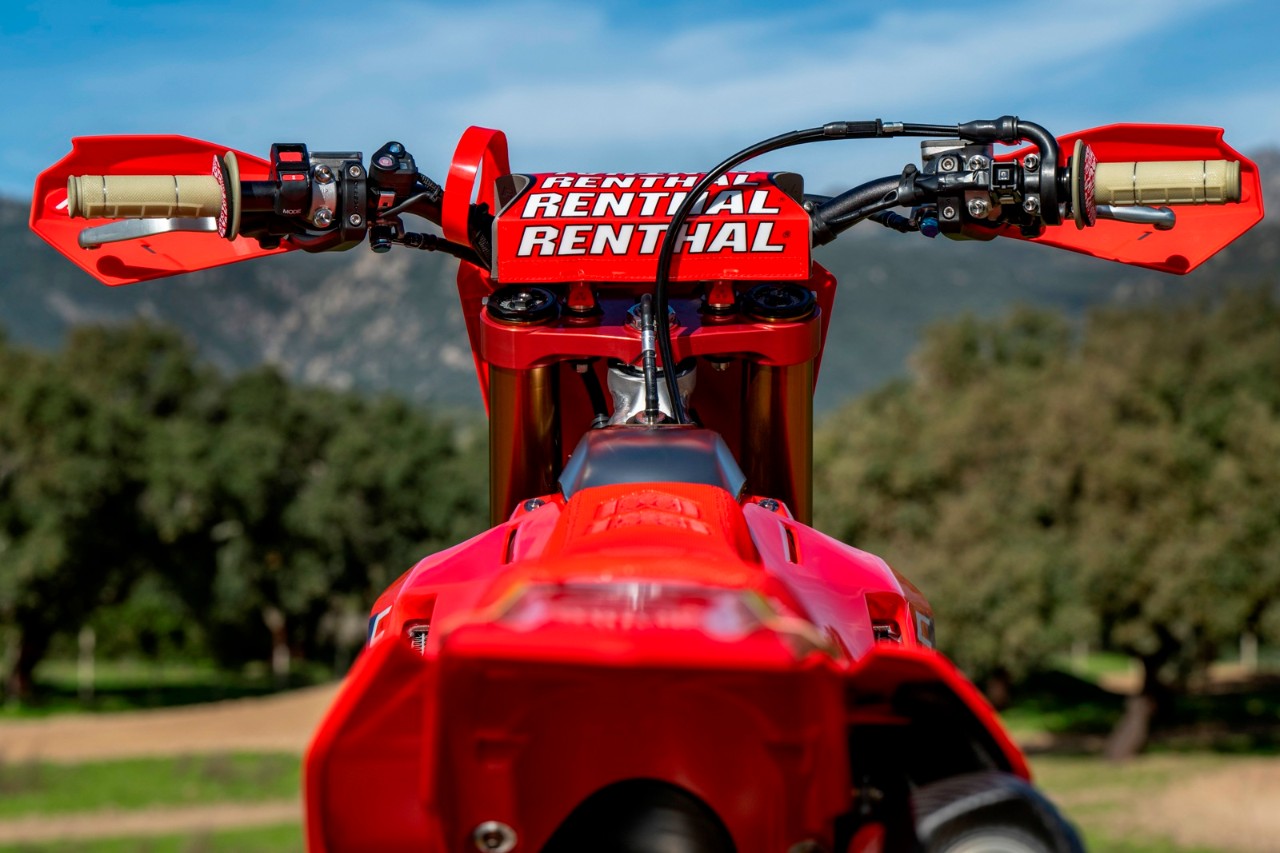 Team HRC Honda CRF450R 2024, ma è già 2025....