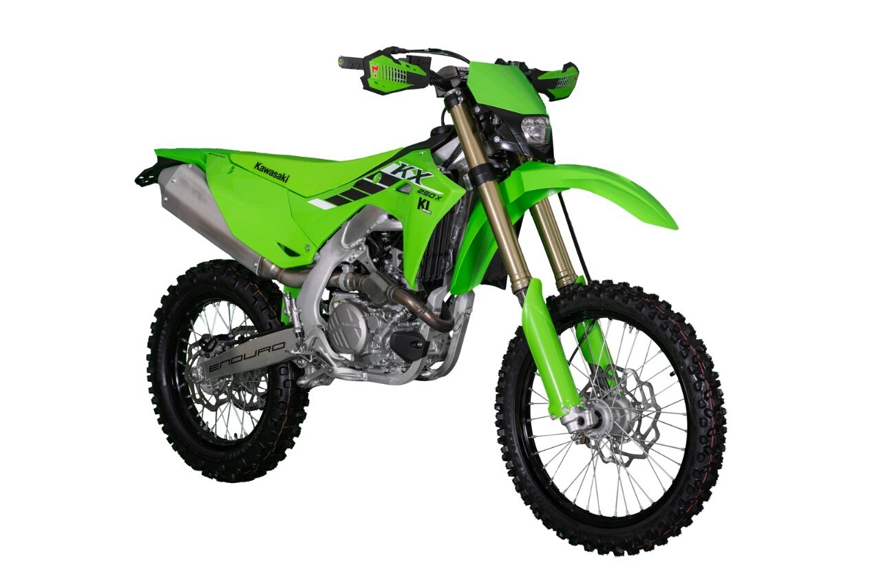 Nuova Kawasaki KX250X MY2025: l'enduro fa un passo avanti