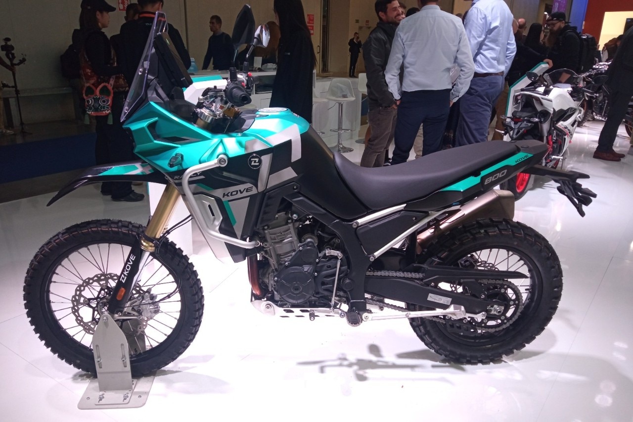 Kove 800X Rally, peso piuma