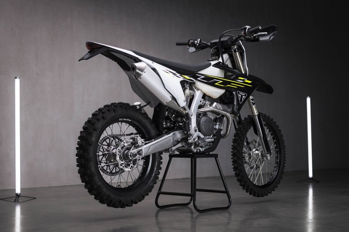 Triumph presenta le enduro TF 250-E e TF 450-E