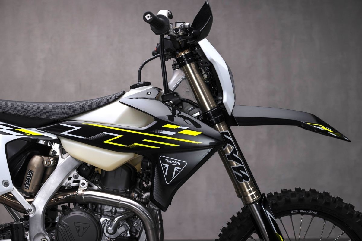 Triumph presenta le enduro TF 250-E e TF 450-E