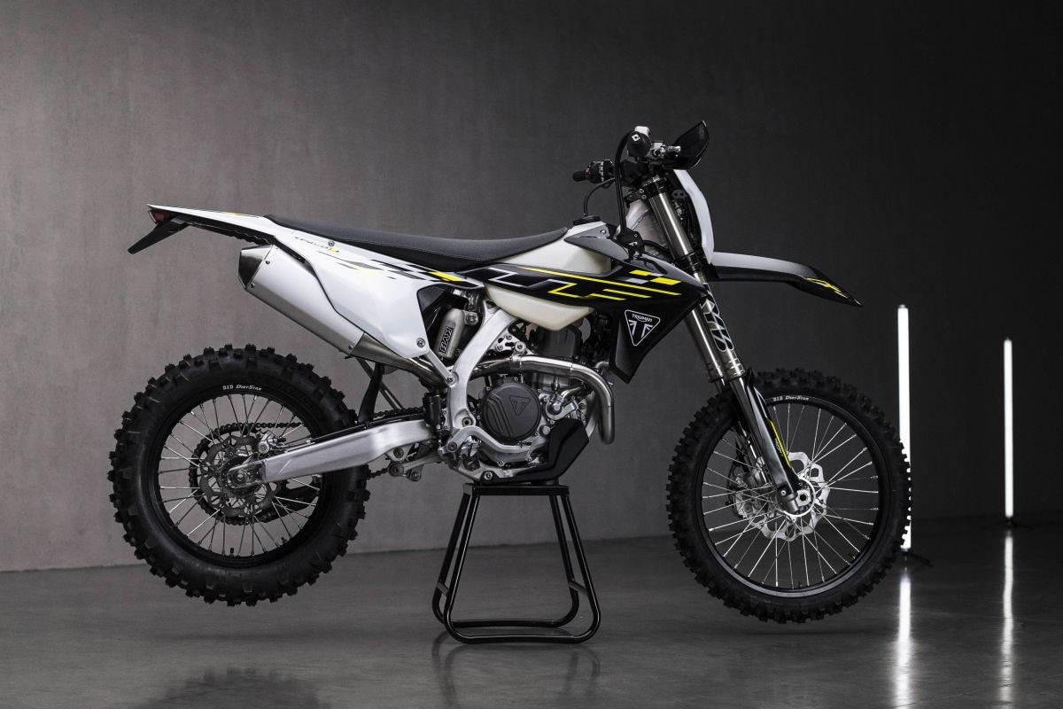 Triumph presenta le enduro TF 250-E e TF 450-E