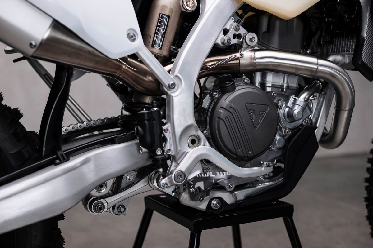 Triumph presenta le enduro TF 250-E e TF 450-E