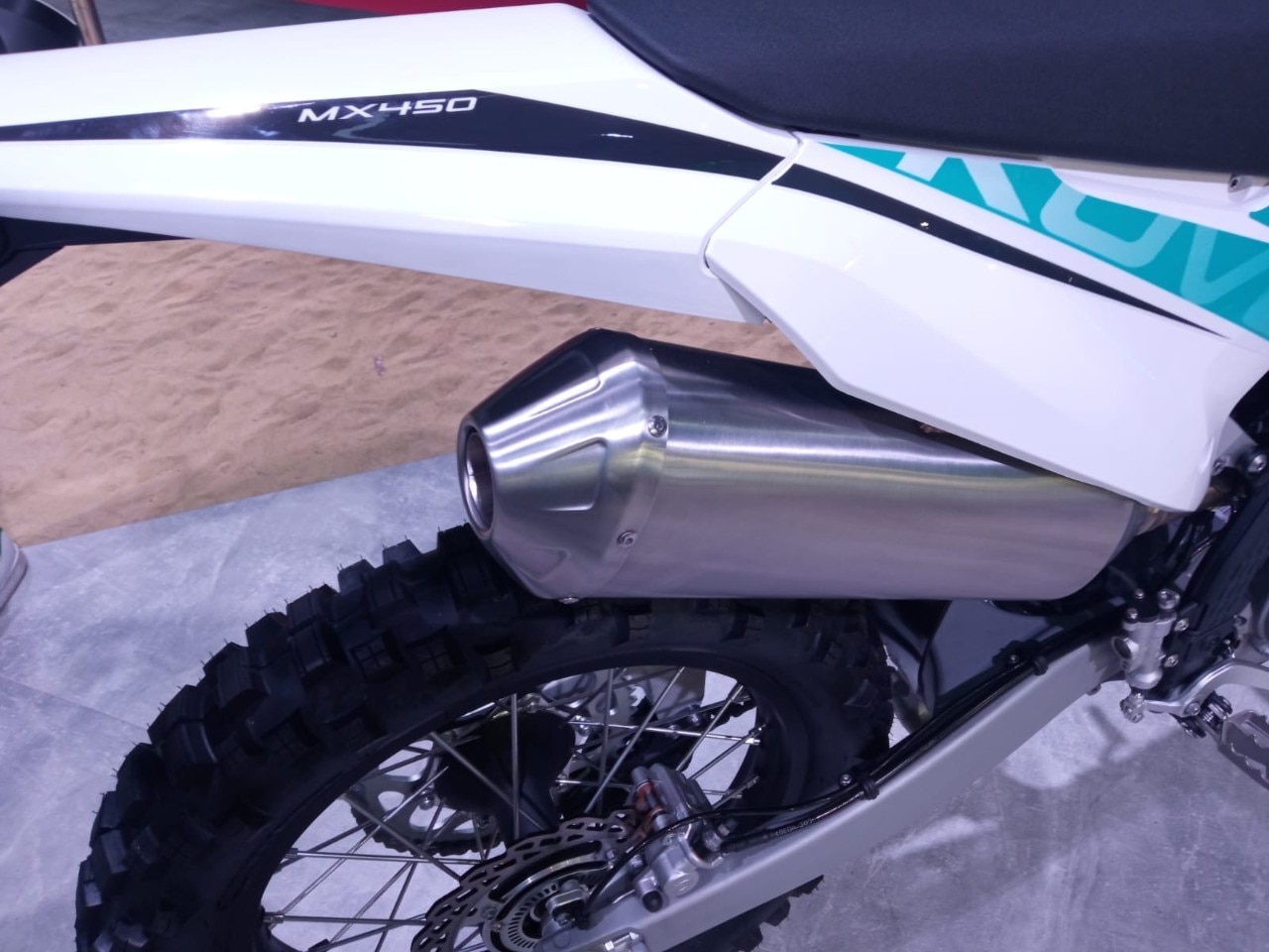 EICMA 2025: l’invasione delle cross cinesi (GALLERY)