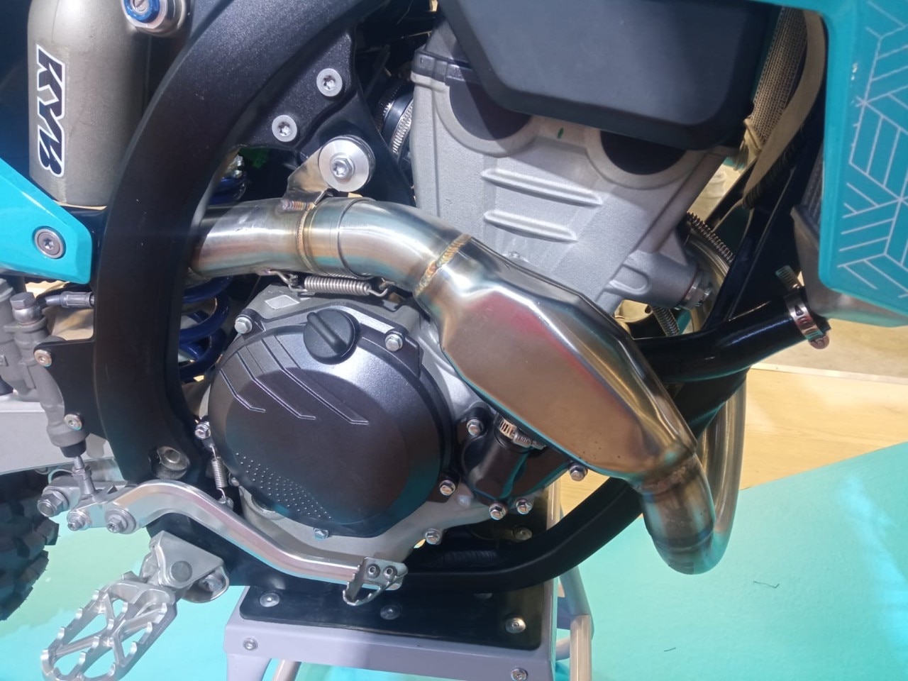 EICMA 2025: l’invasione delle cross cinesi (GALLERY)