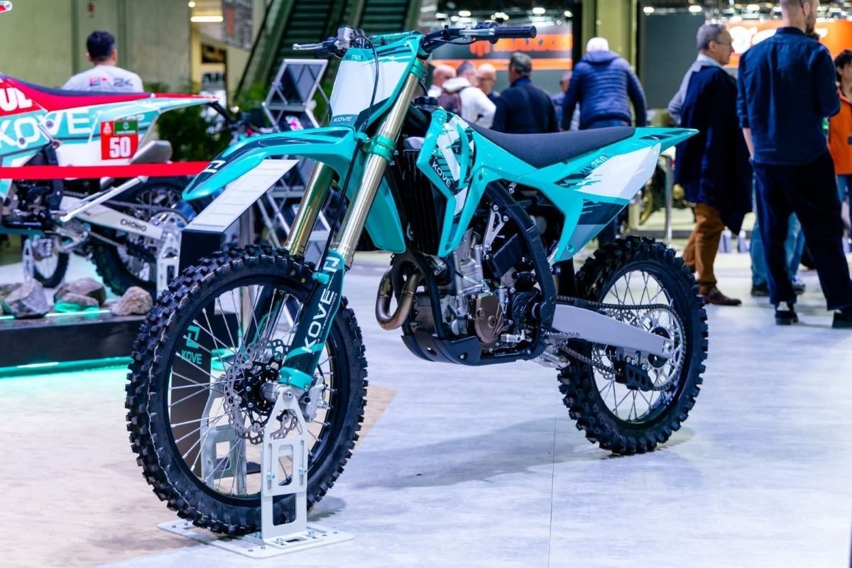 EICMA 2025: l’invasione delle cross cinesi (GALLERY)