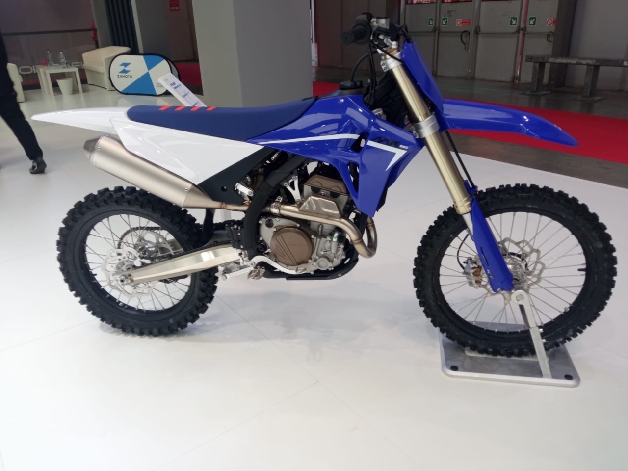 EICMA 2025: l’invasione delle cross cinesi (GALLERY)