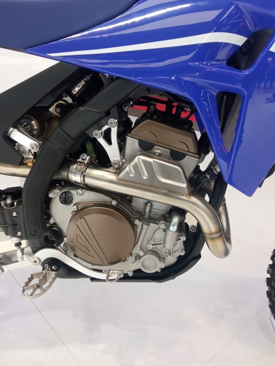 EICMA 2025: l’invasione delle cross cinesi (GALLERY)