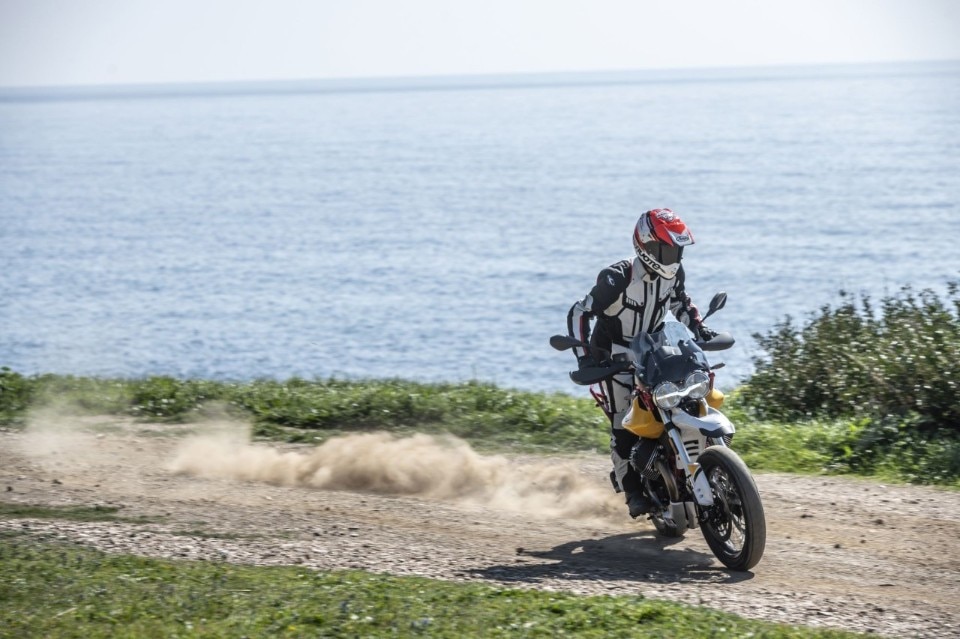 Moto Guzzi V85 TT: classic modern enduro