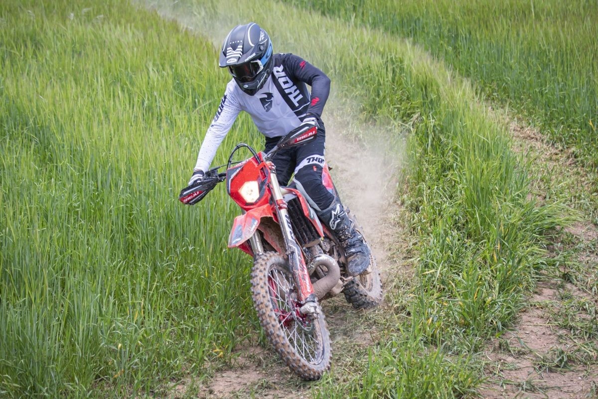 Prova Rieju MR300i Racing e Pro MY2026