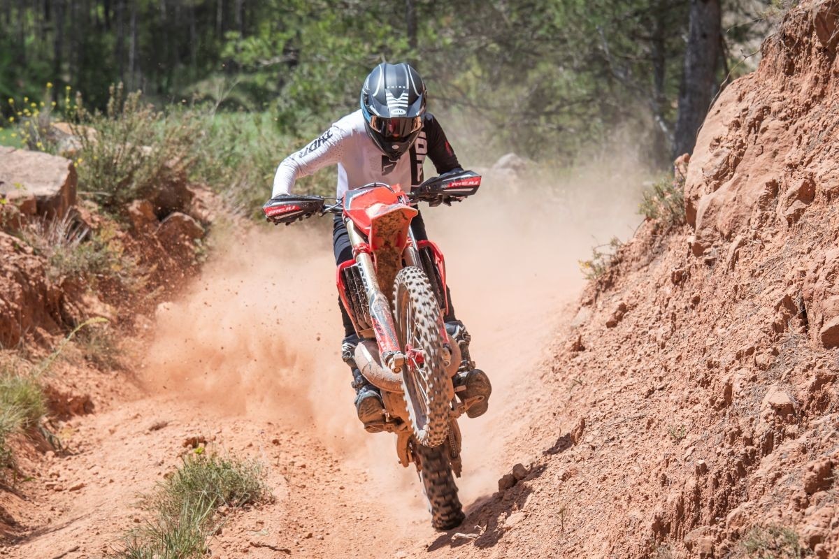Prova Rieju MR300i Racing e Pro MY2026