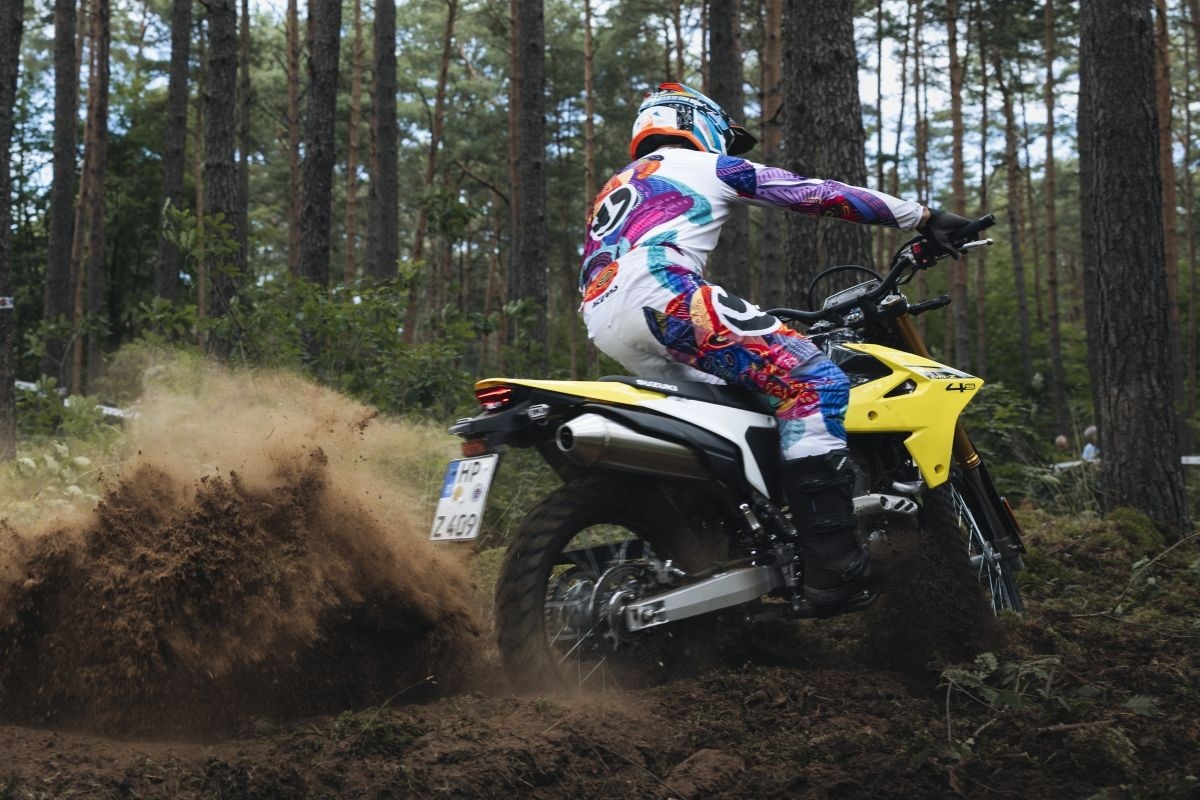 Suzuki DR-Z: l'enduro che mancava