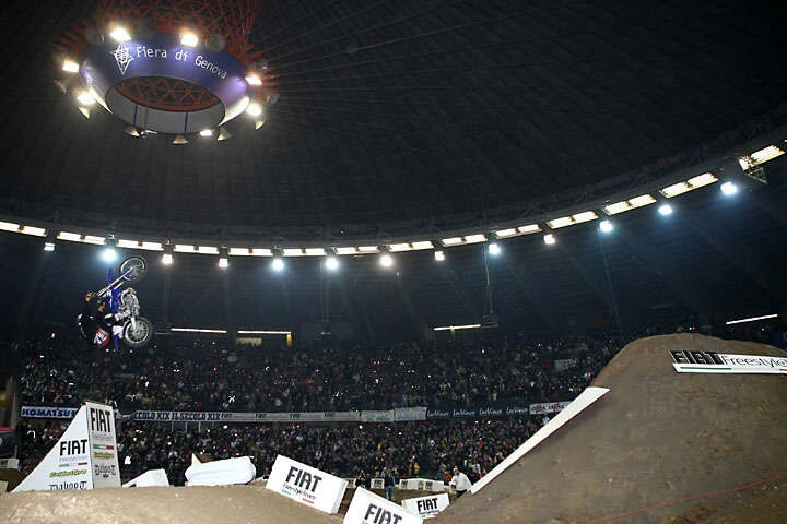 Double backflip. Scott Murray fa impazzire Genova
