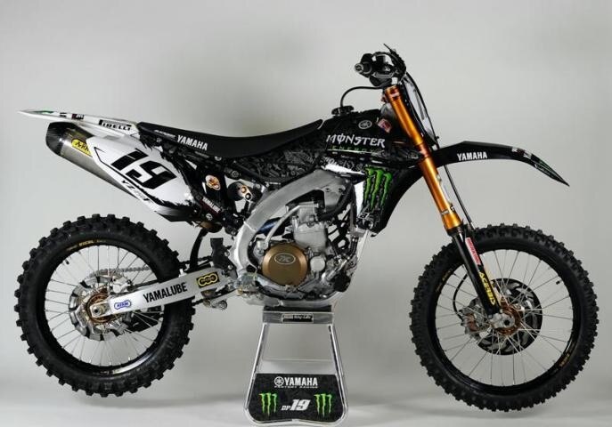 Yamaha YZ450FM 2010. La moto del riscatto di David Philippaerts