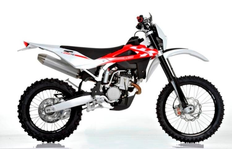 Anticipazione Husqvarna 2011. Presentate le nuove TC 250, TE 250 e TE 310