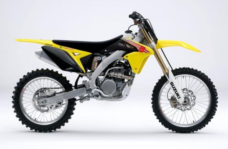 Anticipazione Suzuki 2011. Ecco la RM-Z250