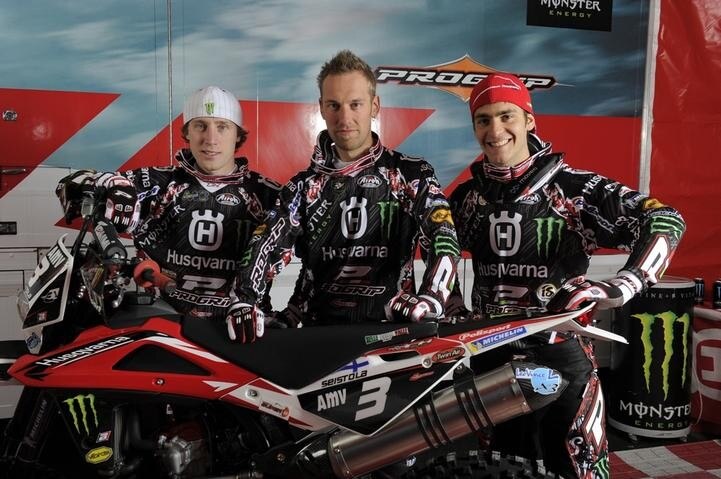 Husqvarna Enduro Team By Ch Racing. Pronti per il Campionato del mondo Enduro 2012
