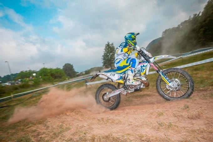 Trofeo Enduro Husqvarna 2017. Luca Rovelli si impone a Cairo Montenotte