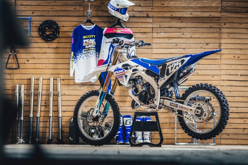 Tribute to 1991 Peak Pro Circuit Honda CR 125 Tribute to 1991 Peak Pro Circuit Honda CR 125