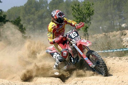 Mondiale Enduro - GP Spagna. Ahola, Aubert, Aro e Oldrati anche nel secondo giorno