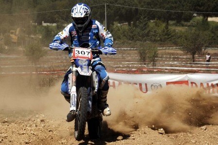 Assoluti Enduro. Aubert replica a Dorgali