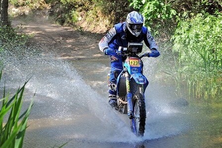 Sardegna Rally Race - 3^ tappa. Despres intoccabile, incidente a Ceci, Manca profeta in patria