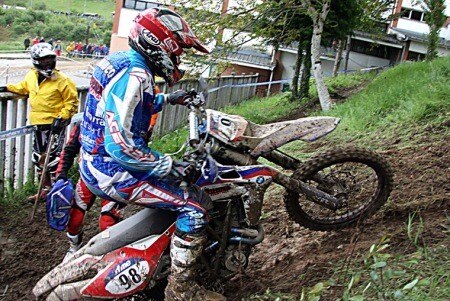 Campionato Spagnolo Enduro.  Prima vittoria per Juha Salminen con la BMW