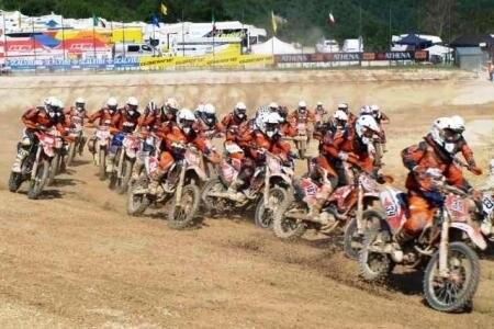 Trofei KTM Enduro e MX.  Weekend rovente per i piloti orange Trofei KTM Enduro e MX.  Weekend rovente per i piloti orange