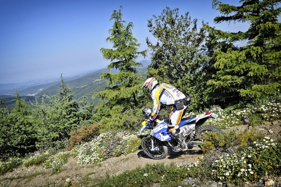 Campionato Italiano Raid TT - Sardegna. Botturi superstar