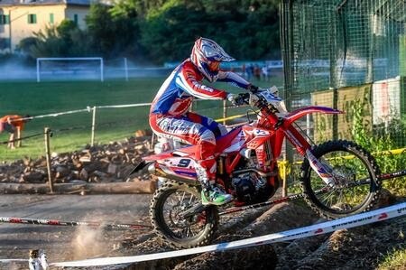 Mondiale EnduroGP 2017 - GP Italia. Steve Holcombe e Loic Larrieu vincono a Spoleto