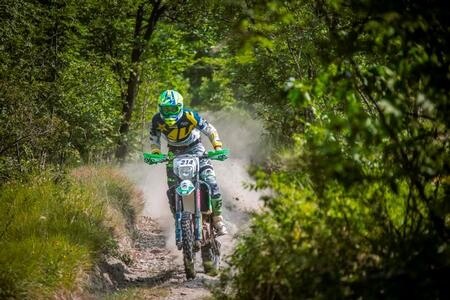 Trofeo Enduro Husqvarna 2017. Luca Rovelli si impone a Cairo Montenotte