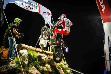 Mondiale Enduro 2018 - GP Trentino. Salvini scala "The Wall"