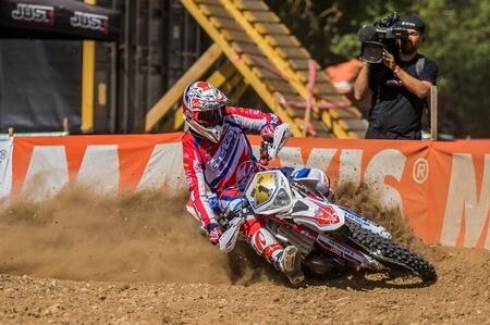 Mondiale Enduro 2018 - GP Francia. Primi titoli ai giovani Matteo Cavallo e Ruy Barbosa