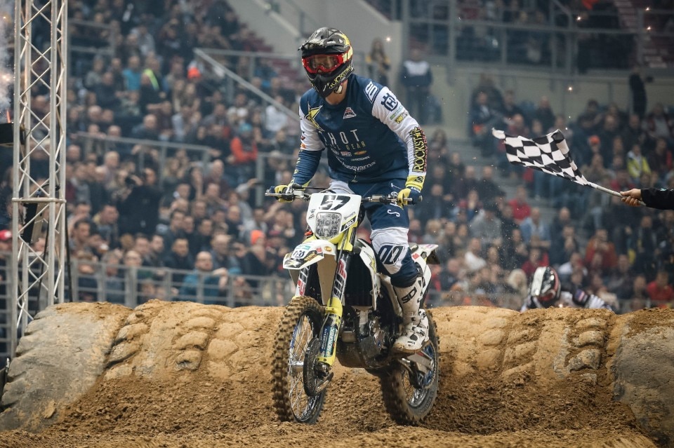 Billy Bolt vince la prima prova del Mondiale SuperEnduro 2020 Billy Bolt vince la prima prova del Mondiale SuperEnduro 2020
