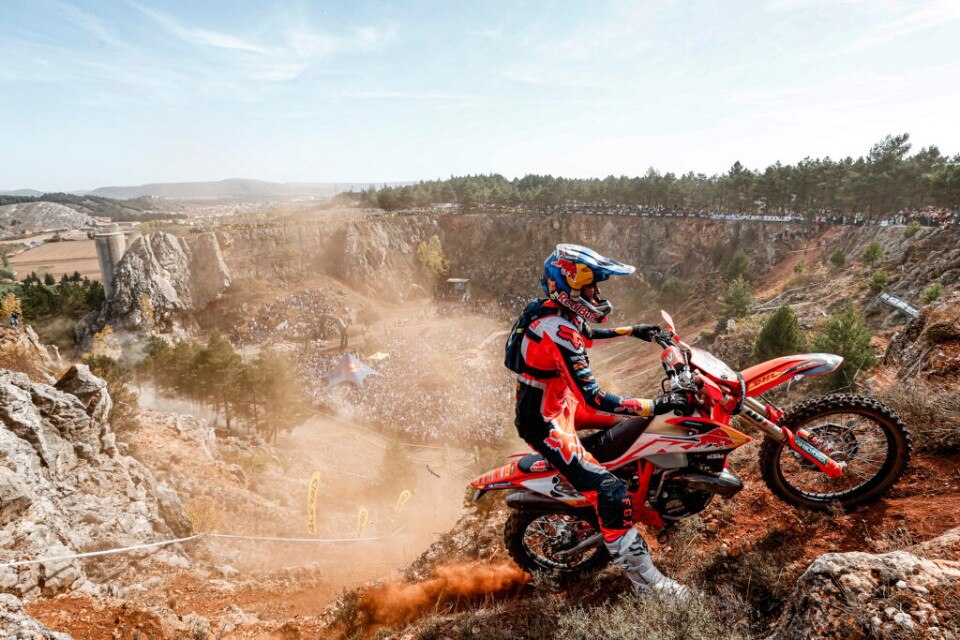 Manuel Lettenbichler Campione del Mondo Hard Enduro 2022 - VIDEO