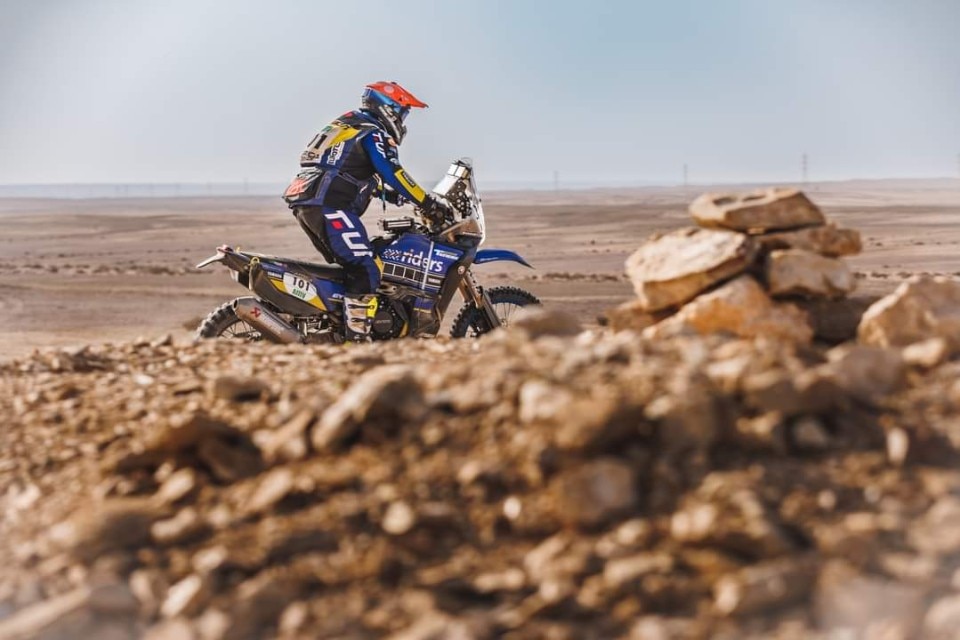 Africa Eco race 2022: Maurizio Gerini sempre leader