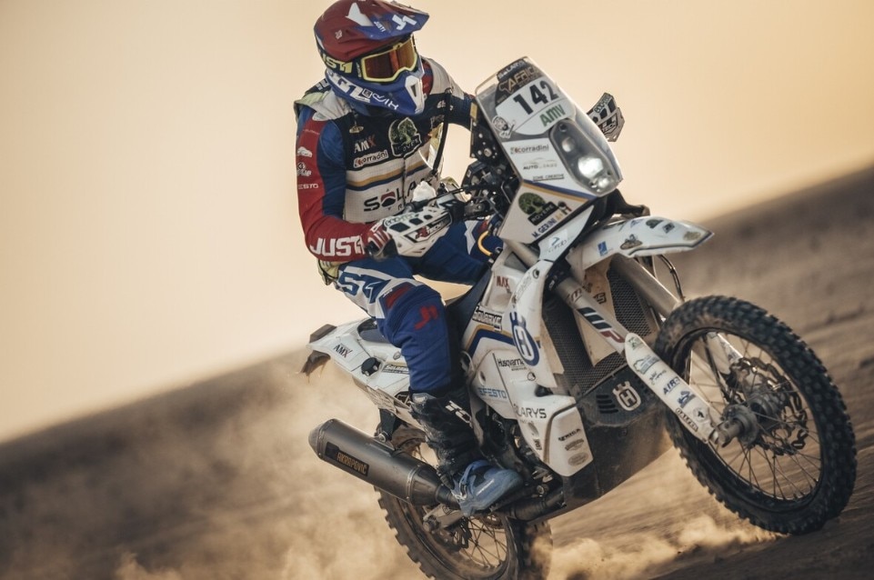 Africa Eco race 2022: Maurizio Gerini sempre leader