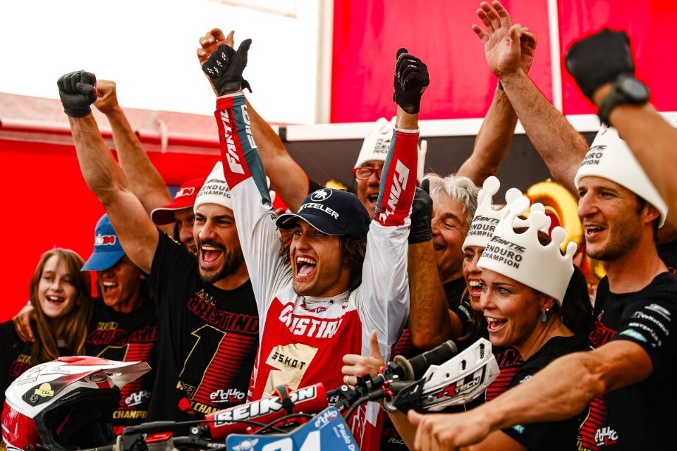 Mondiale EnduroGP: Steve Holcombe è il Campione 2023! VIDEO