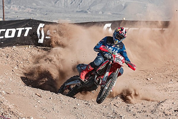 ISDE 2023, Day 6. Vincono gli USA. l'Italia è sesta nel Trofeo e ottava nel Trofeo Junior ISDE 2023, Day 6. Vincono gli USA. l'Italia è sesta nel Trofeo e ottava nel Trofeo Junior