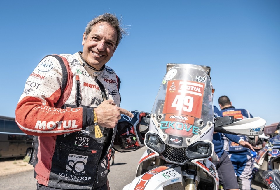 Cesare Zacchetti conclude la Dakar 2024 con la KOVE 450 Rally