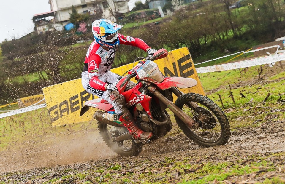 Assoluti d’Italia Enduro 2024: Steve Holcombe il più veloce... a metà!