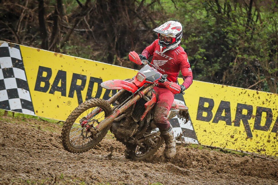 Assoluti d’Italia Enduro 2024: Steve Holcombe il più veloce... a metà!