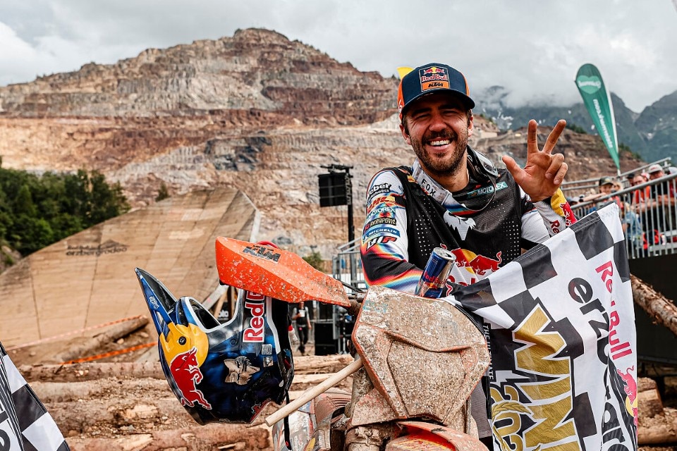 Manuel Lettenbichler vince il Red Bull Erzbergrodeo 2024 Manuel Lettenbichler vince il Red Bull Erzbergrodeo 2024
