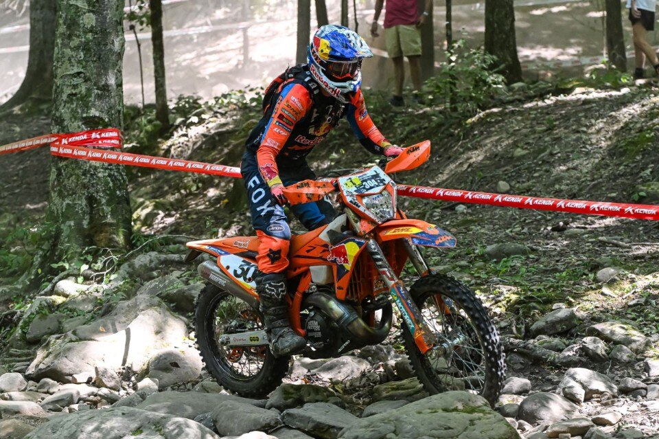 Red Bull TKO: doppietta KTM con  Manuel Lettenbichler e Trystan Hart Red Bull TKO: doppietta KTM con  Manuel Lettenbichler e Trystan Hart