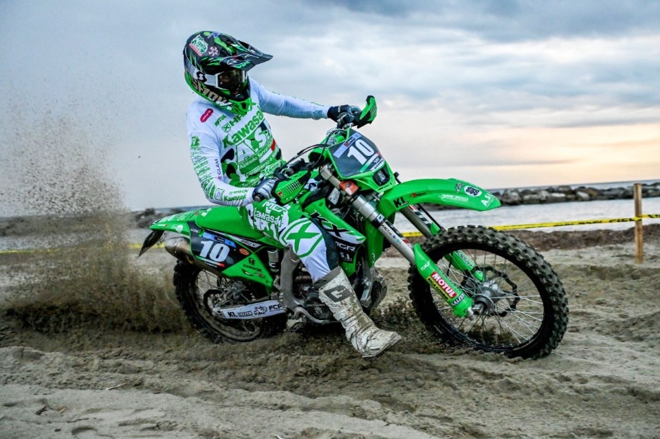 Trionfo storico per Kawasaki che torna a vincere nell'Enduro Italiano
