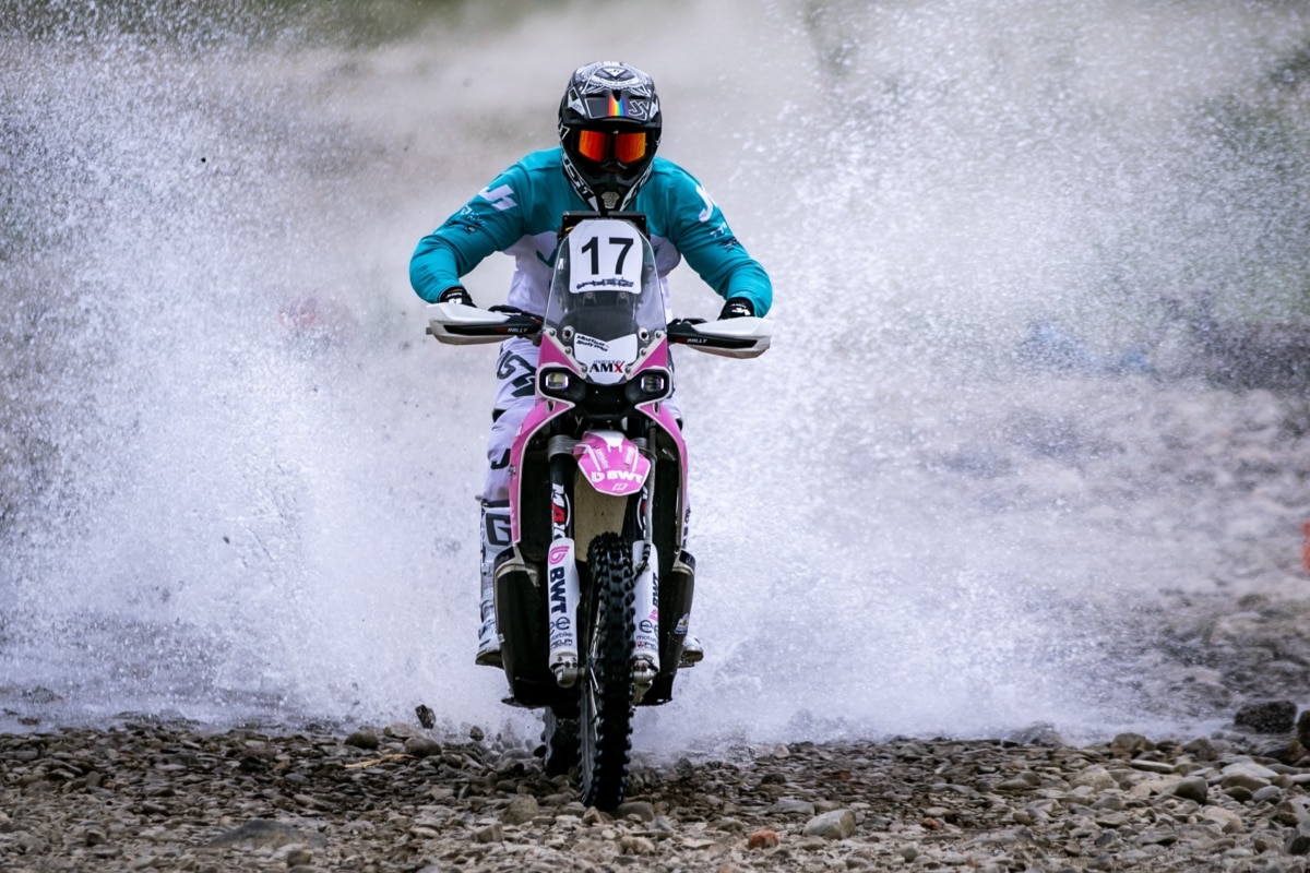 KOVE Moto trionfa nel Campionato Europeo Motorally 2024