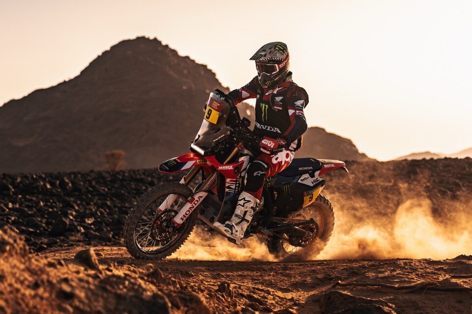 Dakar 2025 - Tappa 6: vince Ricky Brabec, Ross Branch out